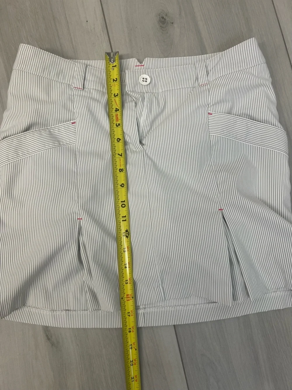Nike‎ Golf Tour Performance Skort Sz 8 Grey Pinstripe Dri-FIT Pleated